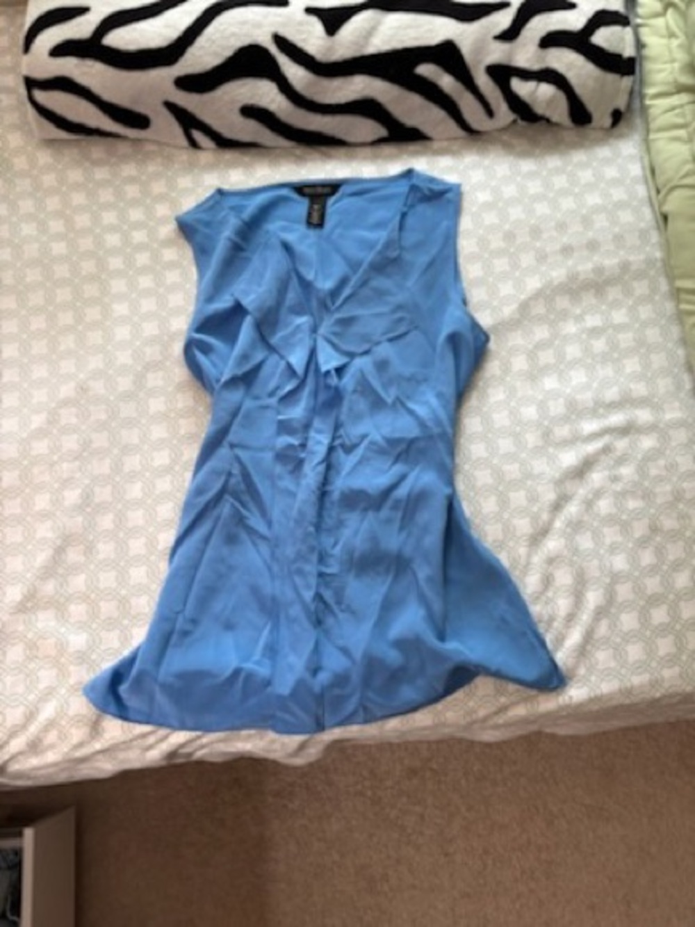 White House Black Market Sleeveless V-Neck Blue Blouse